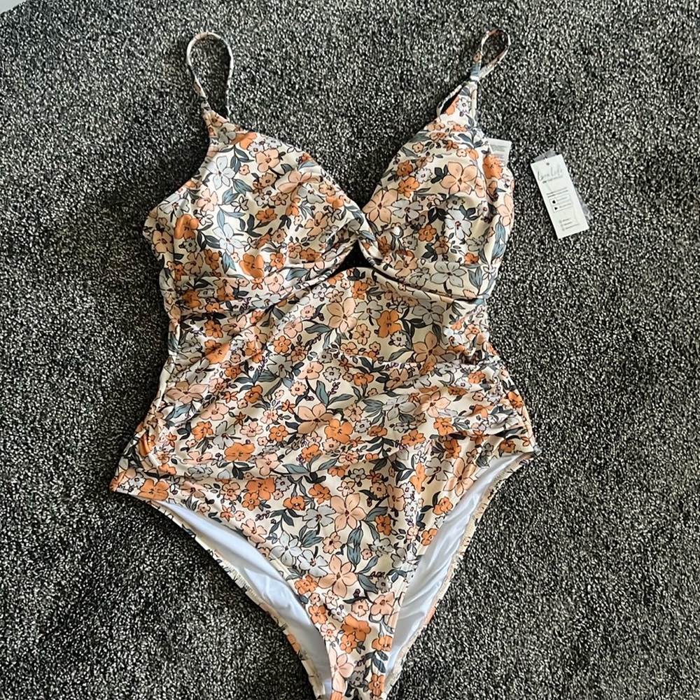 Cupshe Swim Suit - New with tags